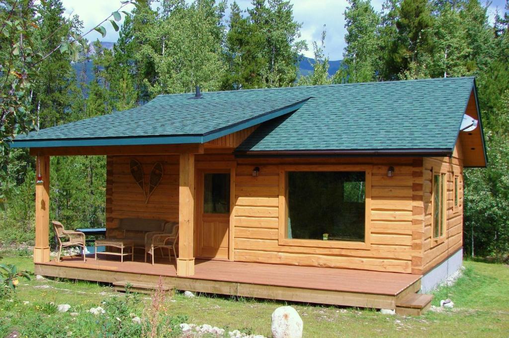 Mica Mountain Lodge & Log Cabins Tête Jaune 외부 사진